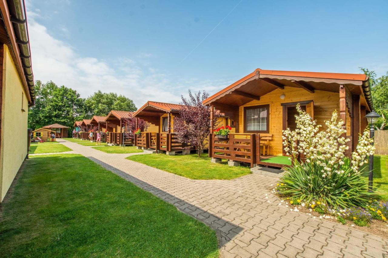 Ferienwohnung Karmazynowy Raj Dąbki Exterior foto